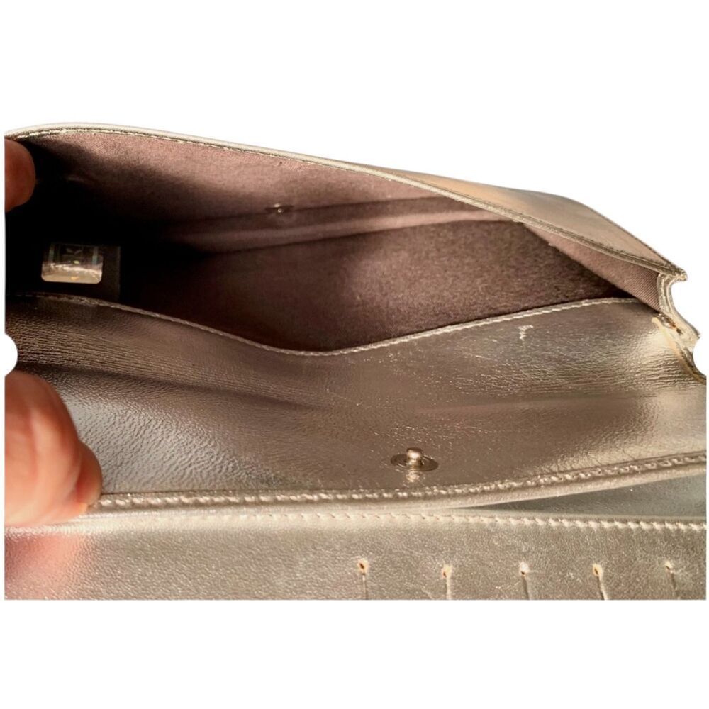 FENDI Metallic Calfskin Wallet On Chain Silver Clutch Purse AUTHENTIC $3800 - Picture 15 of 15